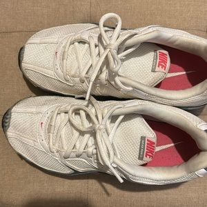Nike white grey and pink Nike reax size 8